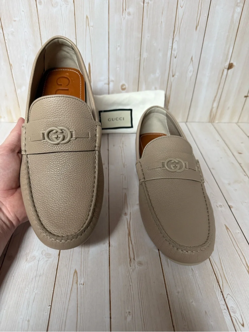 Gucci Interlocking G Leather Driver Loafer Beige/Taupe Sz 8G / 8.5US